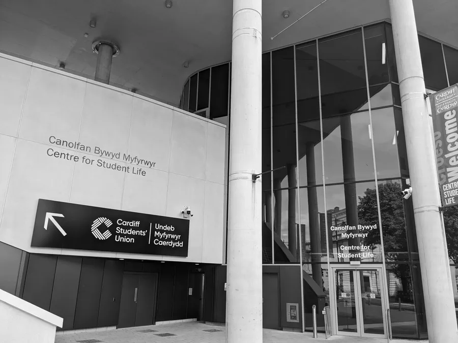 The bilingual entrance to Cardiff University Students’ Union and the Centre for Student Life